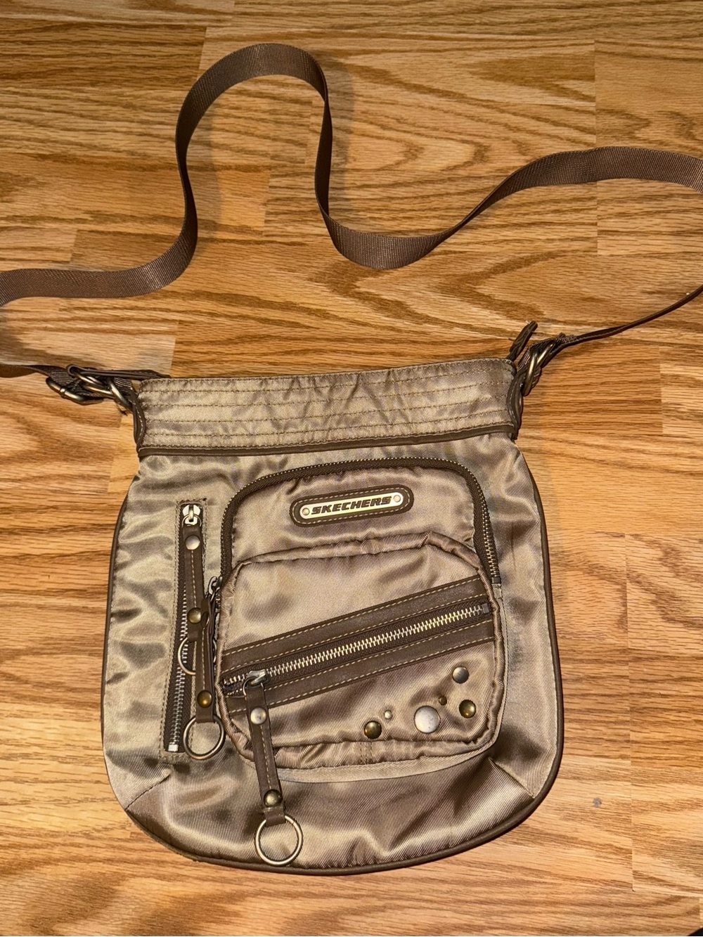 Rare vintage skechers purse